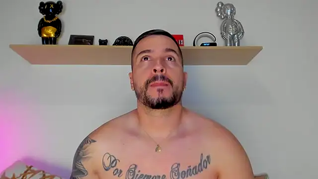 camilo restrepo21 online show from September 28, 11:44 pm