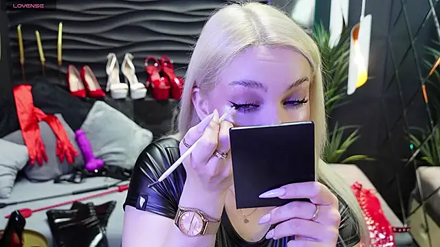 MistressDarsy online show from March 18, 6:17 am