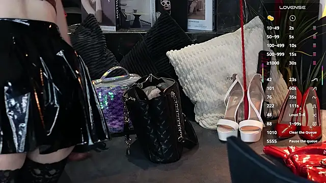 MistressDarsy online show from April 15, 7:58 pm