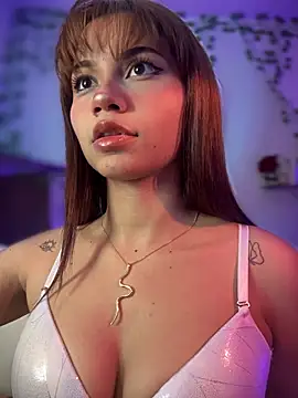 Snapshot of Sweett_Priya chatting on September 28, 11:44 pm Sweett Priya online show from September 28, 11:44 pm