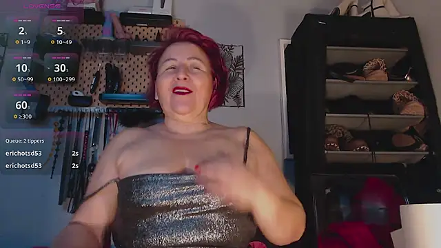 Snapshot of barbarah_ chatting on March 12, 7:46 am barbarah online show from March 12, 7:46 am