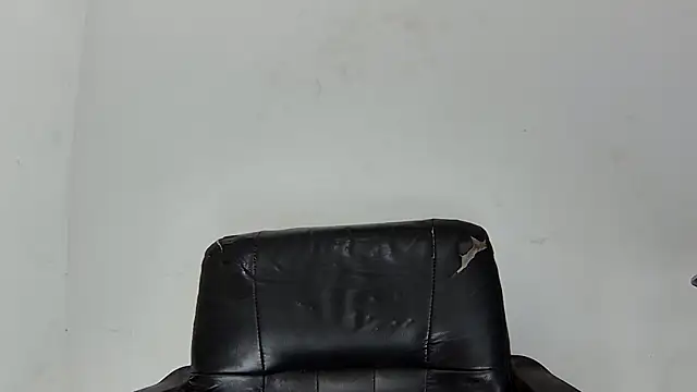 Snapshot of Emmaa_5 chatting on November 7, 12:15 am Emmaa 5 online show from November 7, 12:15 am