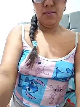 Snapshot of ZaidaWet chatting on June 24, 12:04 pm ZaidaWet online show from June 24, 12:04 pm