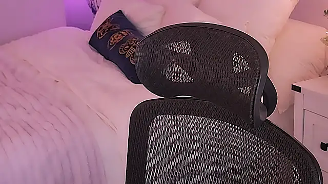 Wonderful Woman online show from December 20, 2:58 am