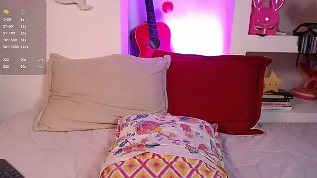 Snapshot of lailypink chatting on October 30, 12:20 am lailypink online show from October 30, 12:20 am