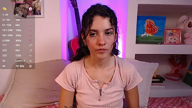 Snapshot of lailypink chatting on September 22, 1:33 am lailypink online show from September 22, 1:33 am