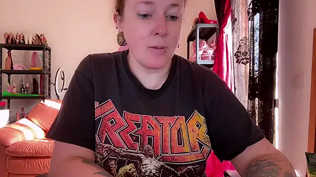 kisicaxx online show from November 2, 7:24 am