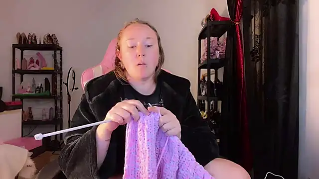 kisicaxx online show from November 28, 10:32 pm