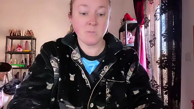 kisicaxx online show from February 23, 2:17 pm