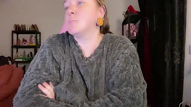 kisicaxx online show from March 12, 3:56 am