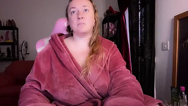 kisicaxx online show from November 8, 3:59 pm