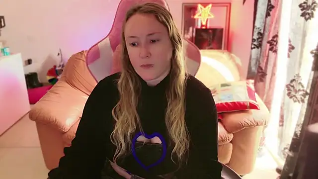 kisicaxx online show from March 11, 9:34 am