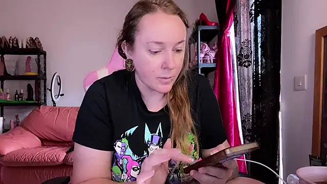 kisicaxx online show from November 6, 6:06 am