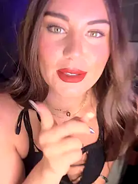 Snapshot of lovely_beast chatting on October 31, 4:58 pm lovely beast online show from October 31, 4:58 pm