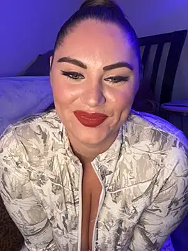 Snapshot of lovely_beast chatting on November 13, 5:39 pm lovely beast online show from November 13, 5:39 pm