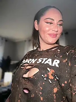 lovely beast online show from February 17, 6:05 pm