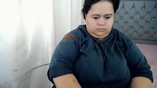 Snapshot of hotlesby4uxxx chatting on December 5, 7:55 pm hotlesby4uxxx online show from December 5, 7:55 pm