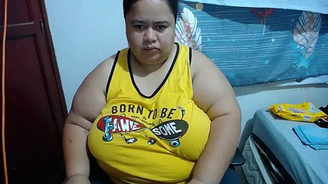 Snapshot of hotlesby4uxxx chatting on February 25, 2:28 pm hotlesby4uxxx online show from February 25, 2:28 pm