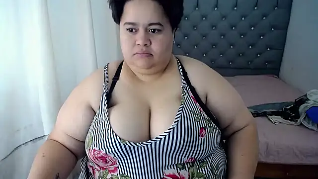 Snapshot of hotlesby4uxxx chatting on December 14, 7:57 pm hotlesby4uxxx online show from December 14, 7:57 pm