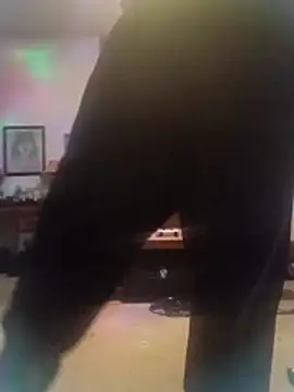 Snapshot of 19chubbylover81 chatting on January 15, 7:23 am 19chubbylover81 online show from January 15, 7:23 am