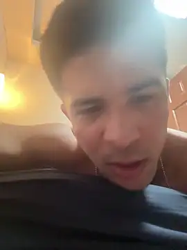 Snapshot of SebastianReiss chatting on January 21, 2:59 pm SebastianReiss online show from January 21, 2:59 pm