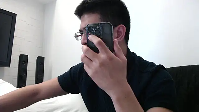 Snapshot of SebastianReiss chatting on February 28, 5:04 am SebastianReiss online show from February 28, 5:04 am