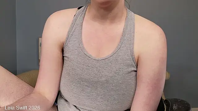 LeiaSwift online show from April 14, 11:59 am