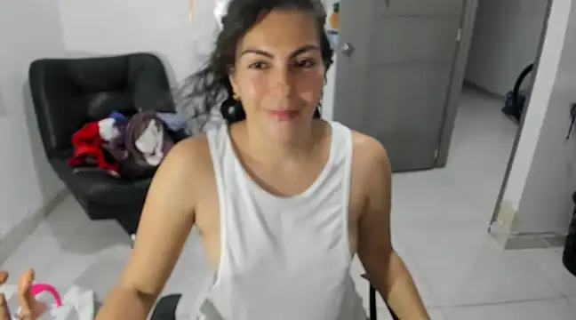 Snapshot of nicoledavis chatting on March 15, 2:46 am nicoledavis online show from March 15, 2:46 am