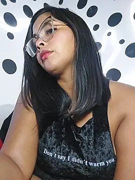 Snapshot of missmelissa_ chatting on June 17, 2:11 am missmelissa online show from June 17, 2:11 am