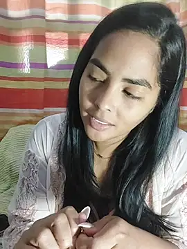 Snapshot of missmelissa_ chatting on November 11, 11:38 am missmelissa online show from November 11, 11:38 am