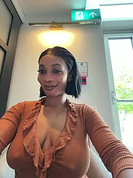   Nessa   online show from May 21, 11:29 am