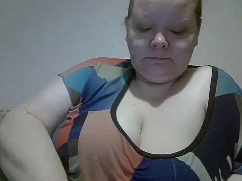 Jane Kissys online show from June 2, 7:30 am