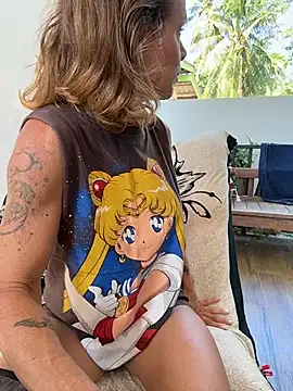 mommyselenafit  online show from March 3, 2:51 am