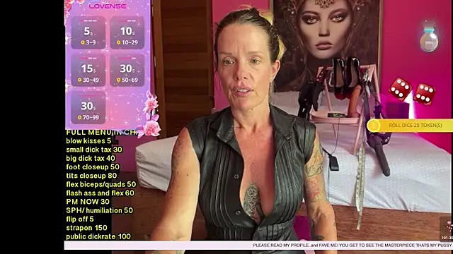 Snapshot of mommyselenafit_ chatting on October 6, 5:41 am mommyselenafit online show from October 6, 5:41 am