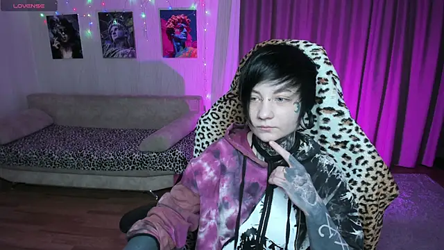 Snapshot of acid_trip1l chatting on March 3, 10:31 pm acid trip1l online show from March 3, 10:31 pm