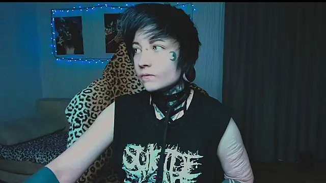 Snapshot of acid_trip1l chatting on October 4, 9:27 pm acid trip1l online show from October 4, 9:27 pm