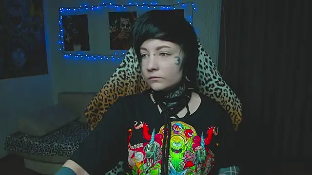 Snapshot of acid_trip1l chatting on October 23, 8:18 pm acid trip1l online show from October 23, 8:18 pm