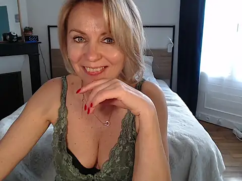 ADreamLady online show from March 25, 3:22 pm