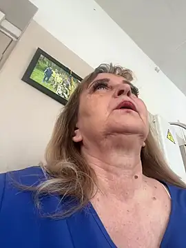 Snapshot of Irina2909@xh chatting on June 29, 9:16 am Irina2909xh online show from June 29, 9:16 am