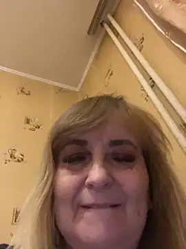 Irina2909xh online show from March 21, 12:12 am