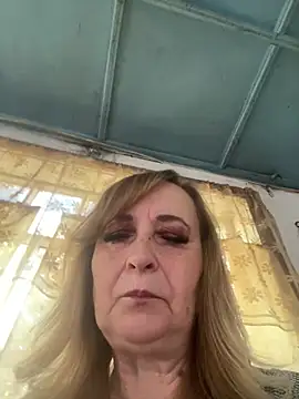 Snapshot of Irina2909@xh chatting on June 20, 8:41 am Irina2909xh online show from June 20, 8:41 am