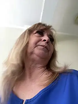 Irina2909xh online show from March 17, 12:41 pm