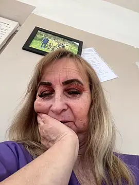 Snapshot of Irina2909@xh chatting on February 2, 11:53 am Irina2909xh online show from February 2, 11:53 am