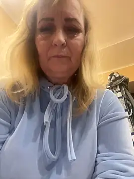 Irina2909xh online show from November 18, 2:53 pm