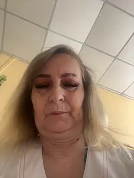 Snapshot of Irina2909@xh chatting on September 24, 6:53 am Irina2909xh online show from September 24, 6:53 am