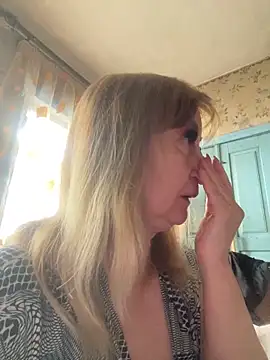 Snapshot of Irina2909@xh chatting on February 15, 8:46 am Irina2909xh online show from February 15, 8:46 am