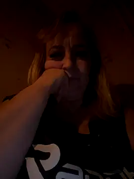 Irina2909xh online show from November 14, 12:47 am