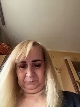 Irina2909xh online show from December 1, 8:48 am