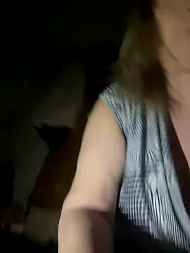 Irina2909xh online show from December 14, 9:09 pm