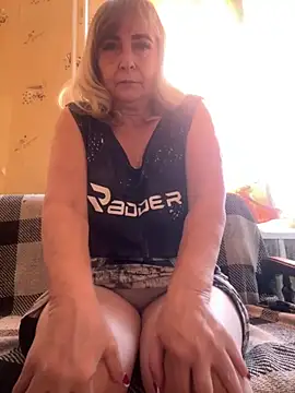 Snapshot of Irina2909@xh chatting on September 13, 10:04 am Irina2909xh online show from September 13, 10:04 am
